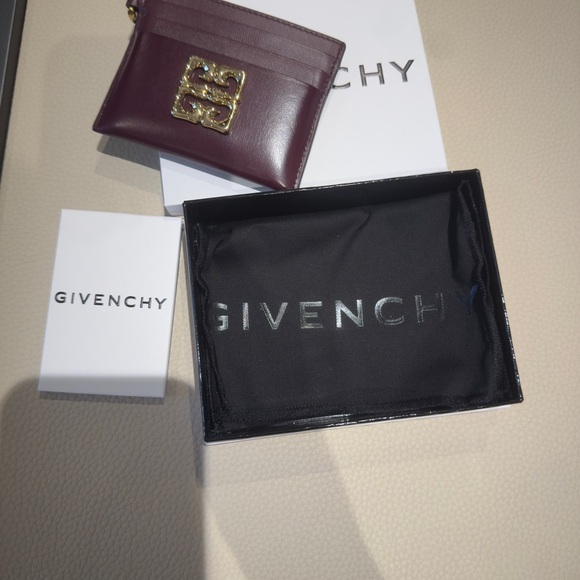 Givenchy Burgundy Leather Card Holder with Gold Emblem - Picture 6 of 7